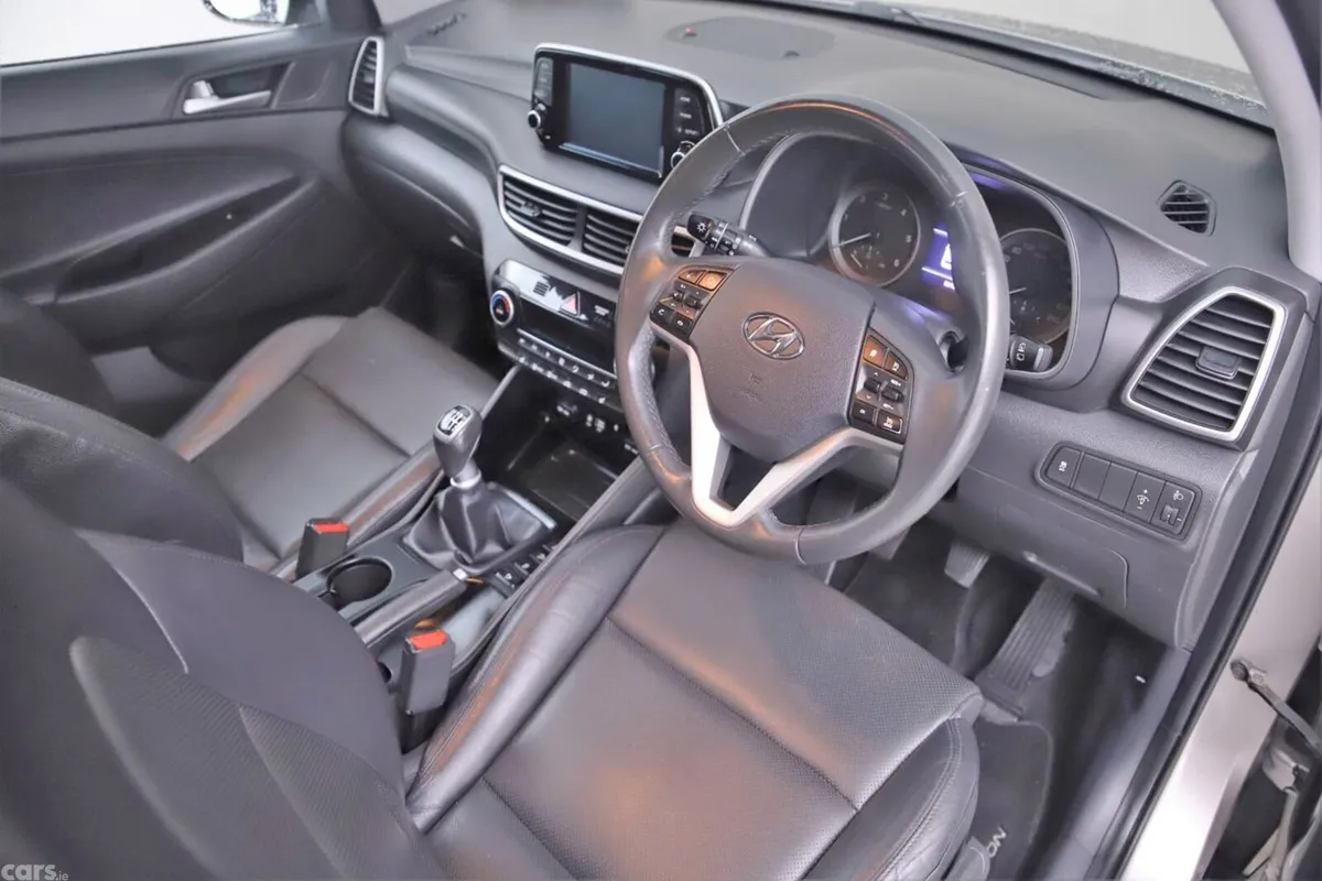 Hyundai Tucson SUV, Diesel, 2019, White
