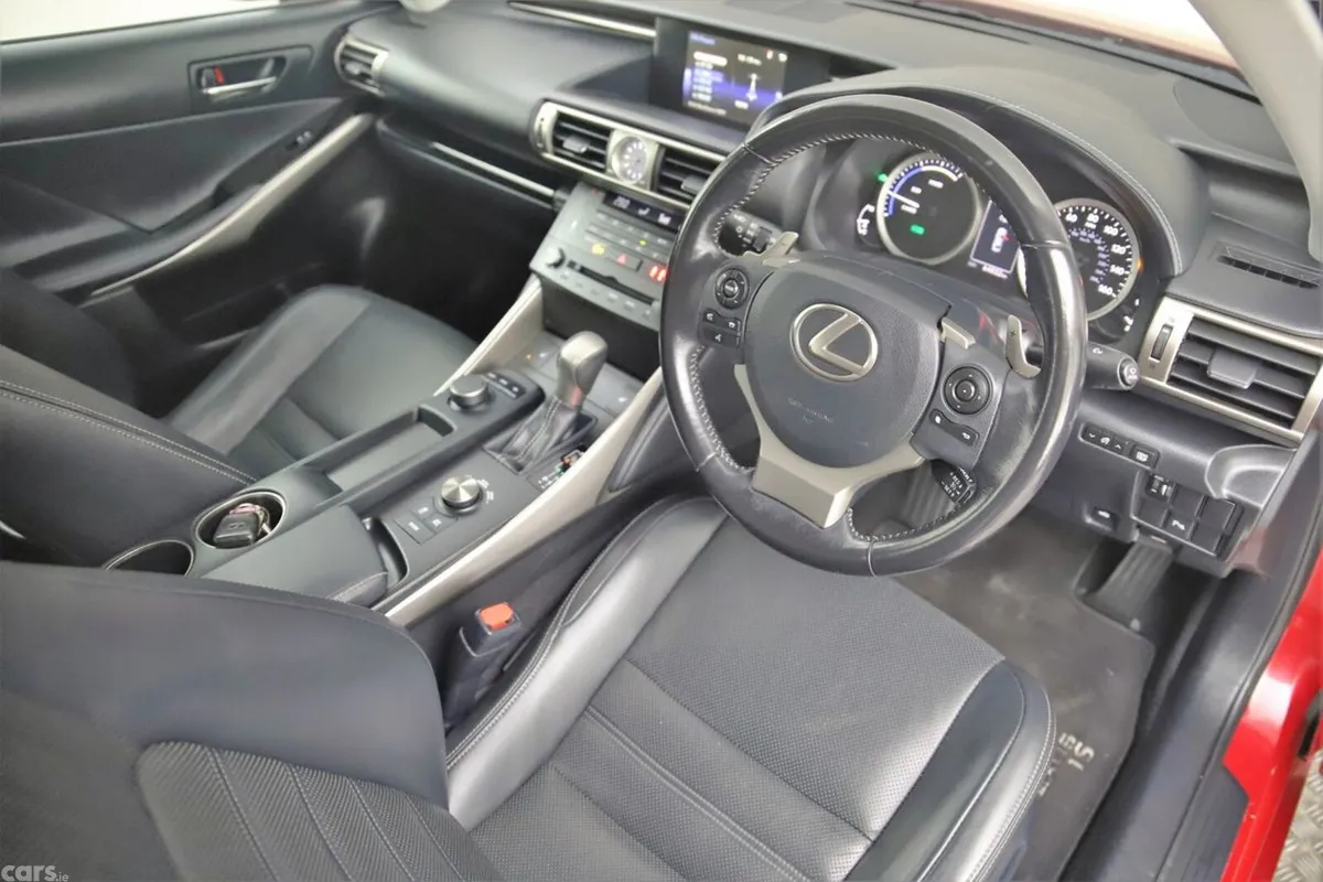 Lexus IS Saloon, Petrol Hybrid, 2017, Red