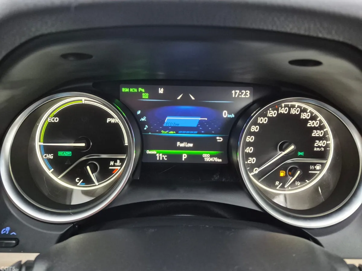 Toyota Camry Saloon, Petrol Hybrid, 2020, Black