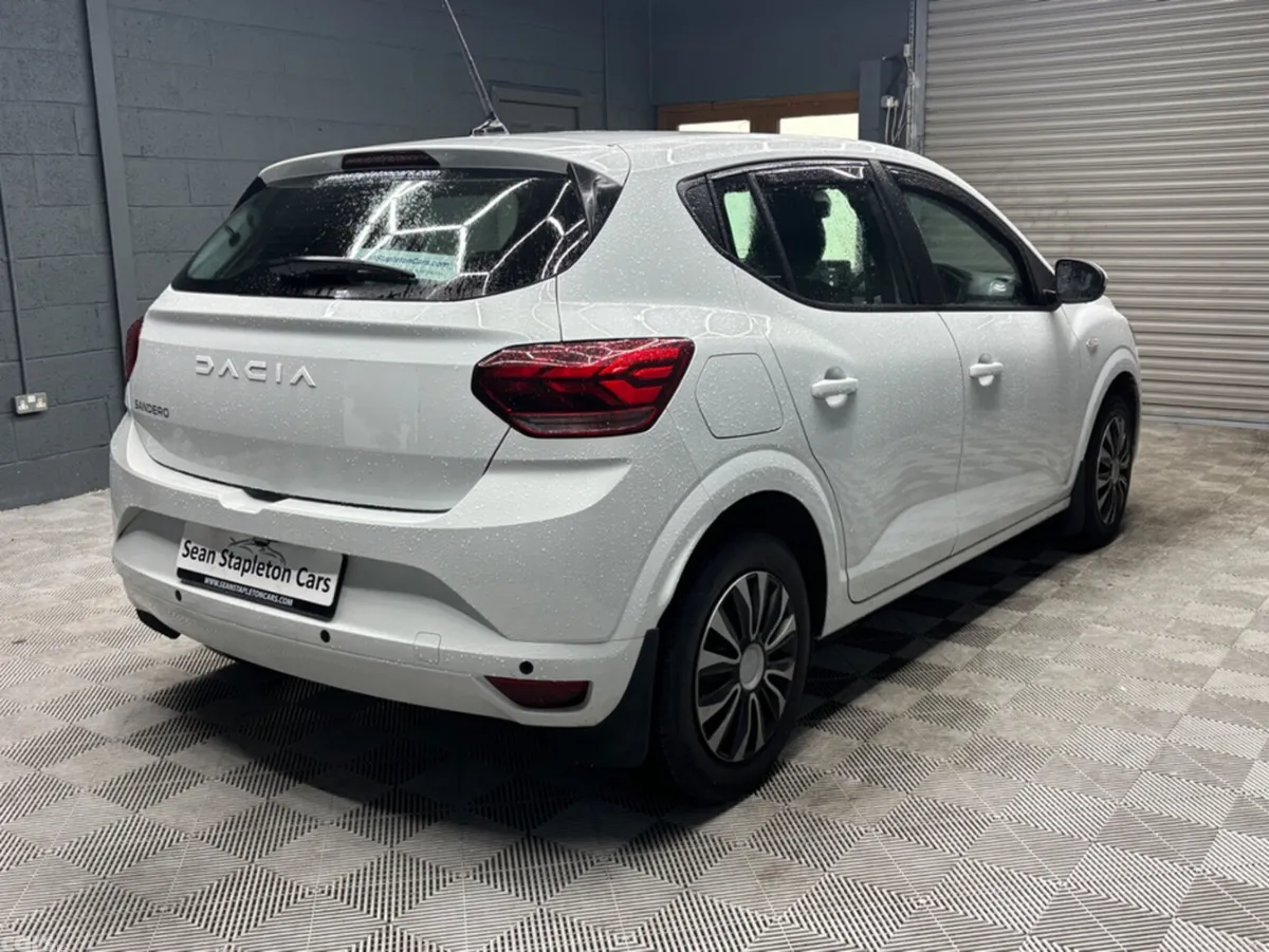 Dacia Sandero Hatchback, Petrol, 2023, White