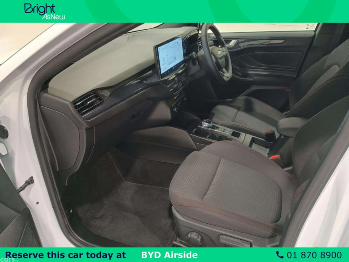 Ford Focus Hatchback, Diesel, 2024, White