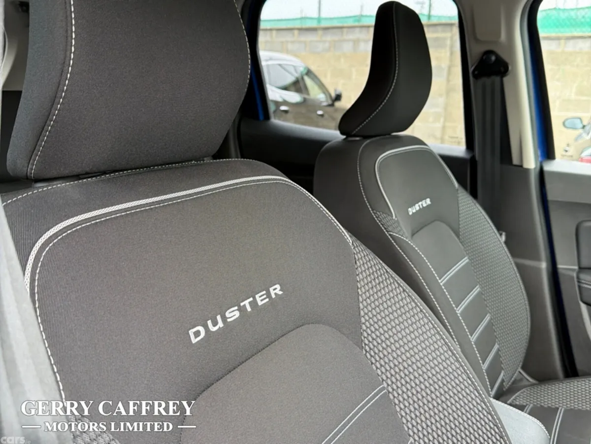 Dacia Duster SUV, Petrol, 2022, Blue
