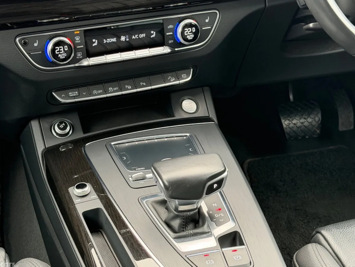 Audi Q5 SUV, Diesel, 2021, Black