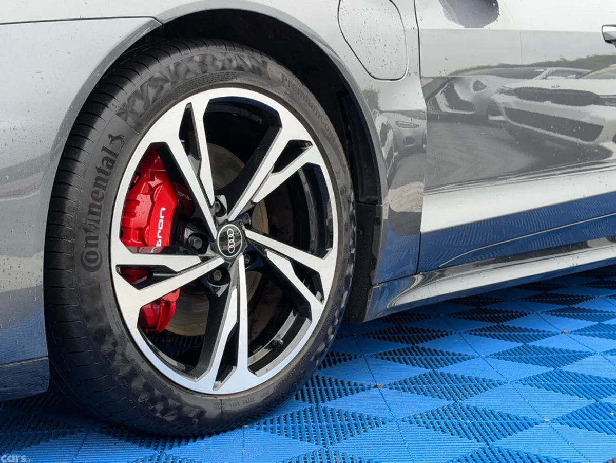 Audi e-tron GT quattro Coupe, Electric, 2022, Grey