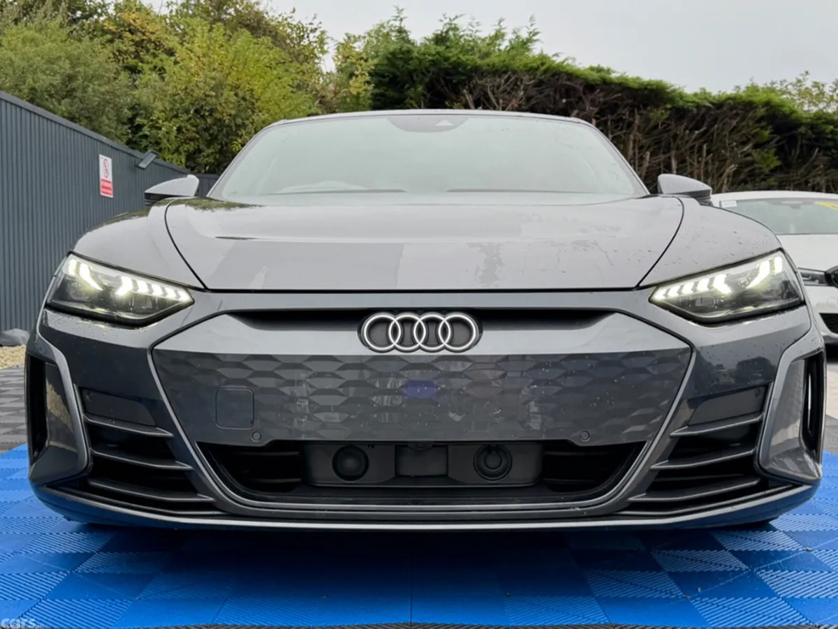 Audi e-tron GT quattro Coupe, Electric, 2022, Grey