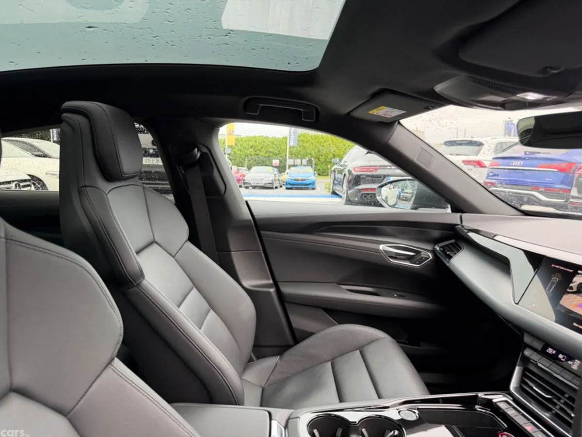 Audi e-tron GT quattro Coupe, Electric, 2022, Grey