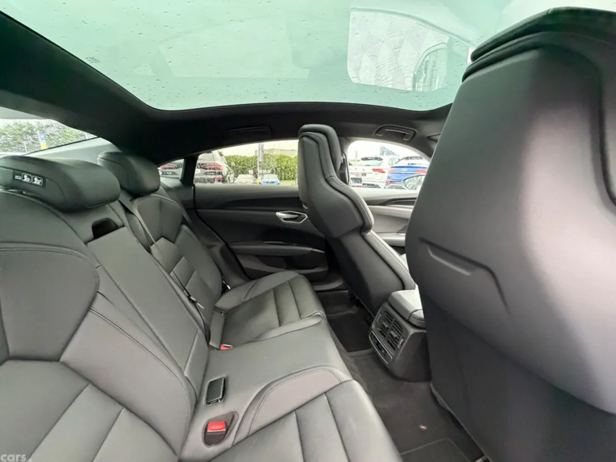Audi e-tron GT quattro Coupe, Electric, 2022, Grey
