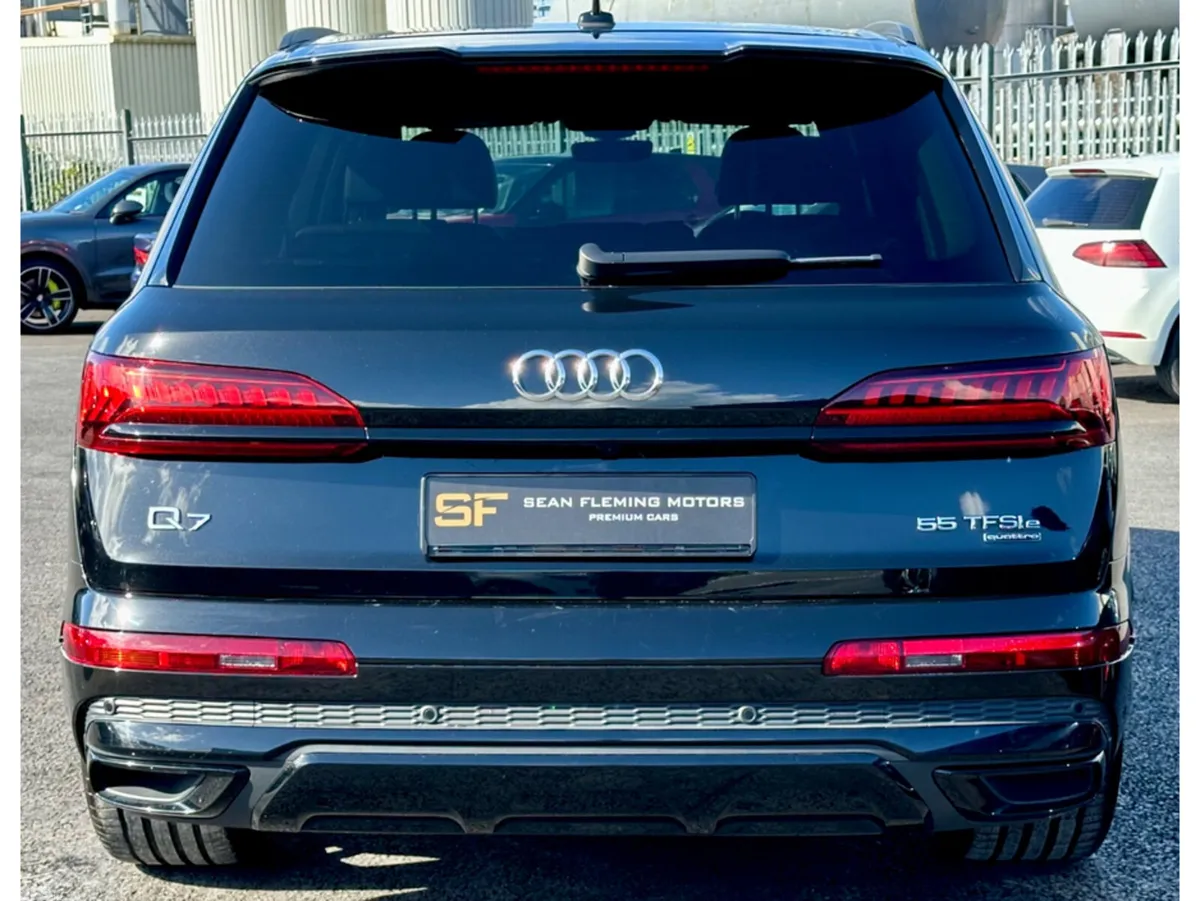 Audi Q7 SUV, Petrol Hybrid, 2023, Black