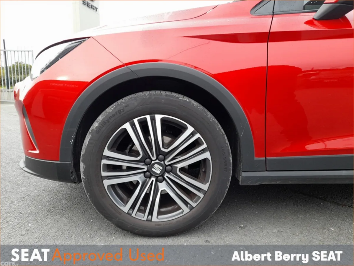 SEAT Arona Hatchback, Petrol, 2026, Red