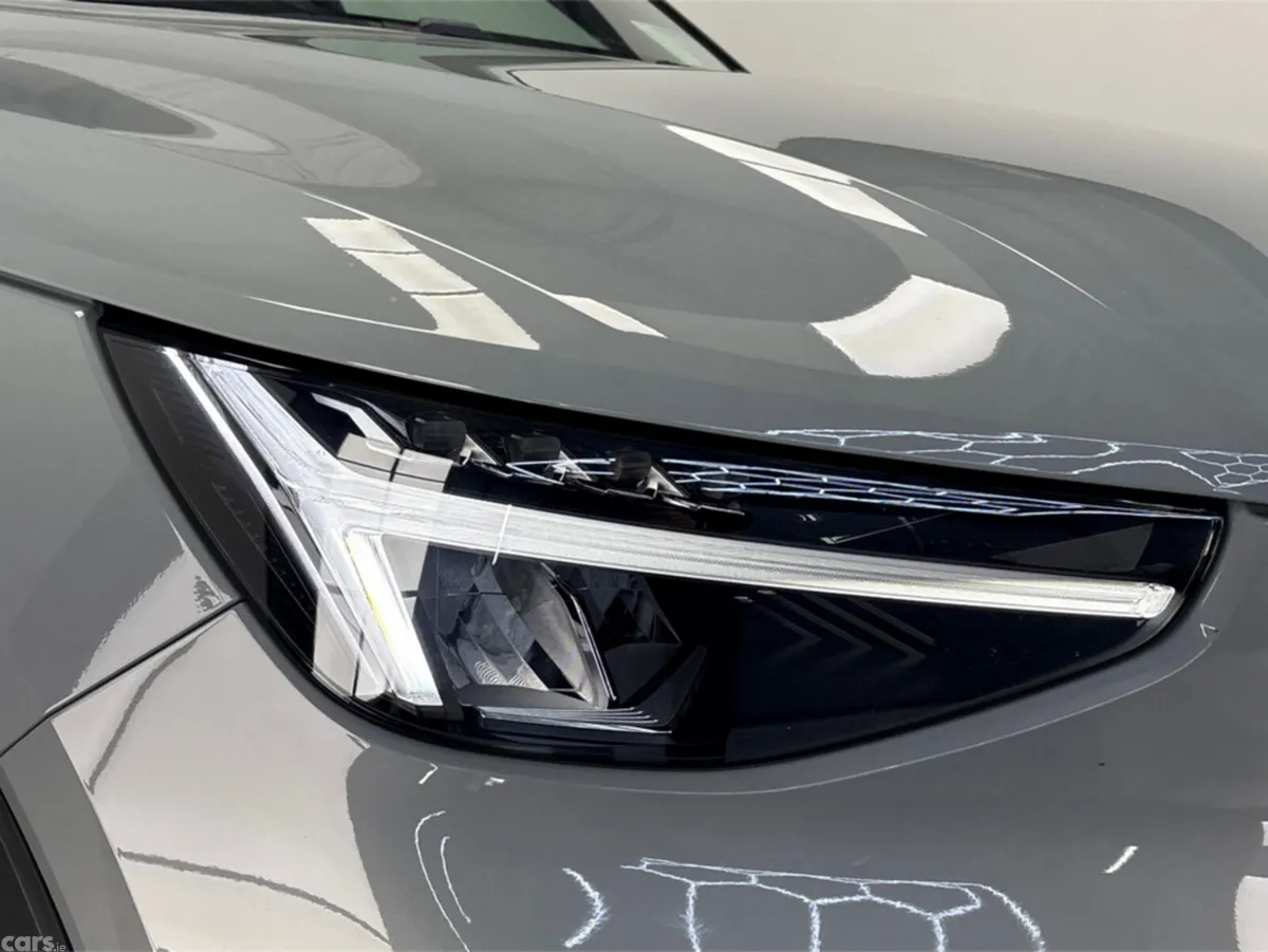 Volvo XC40 SUV, Electric, 2024, Grey