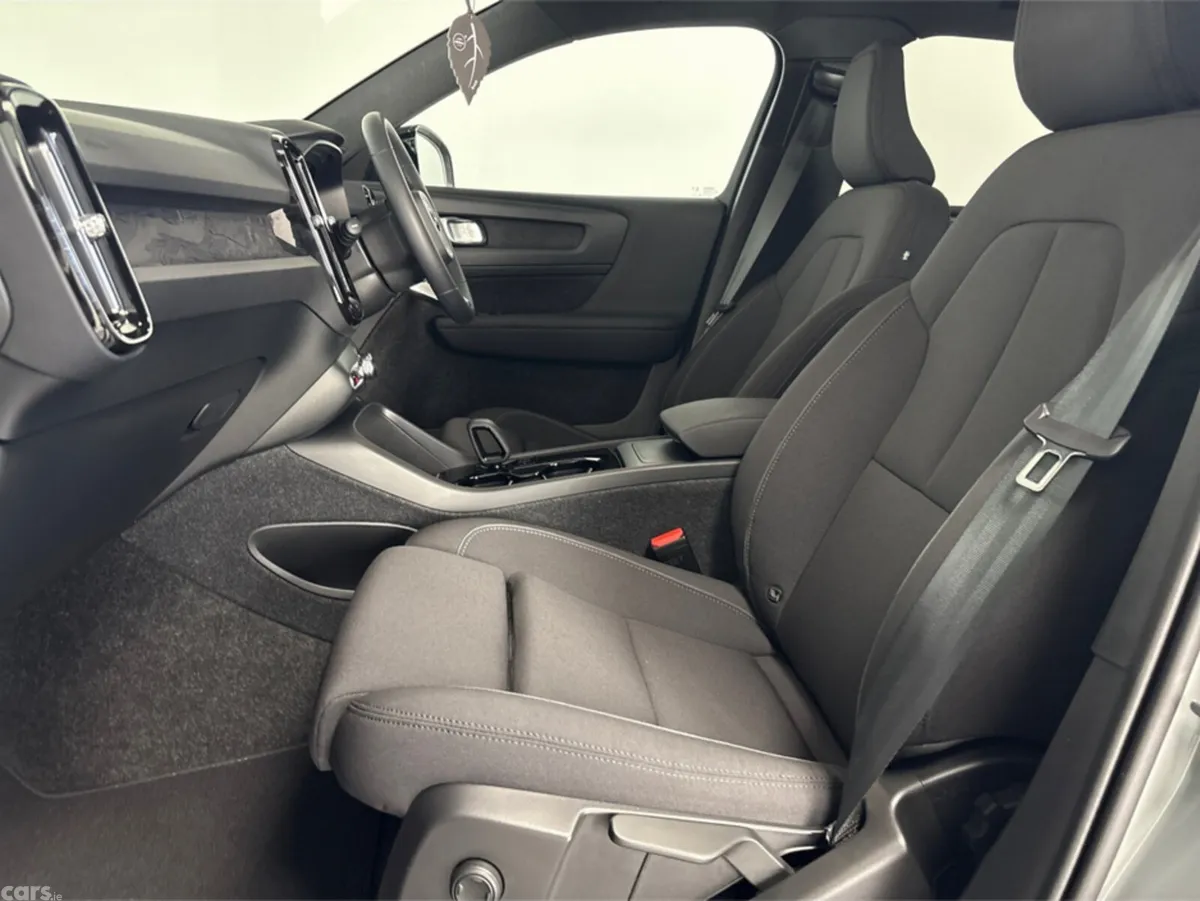 Volvo XC40 SUV, Electric, 2024, Grey