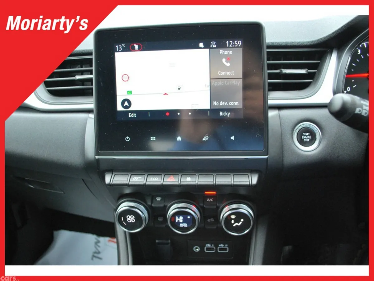 Renault Captur Hatchback, Petrol, 2023, Red