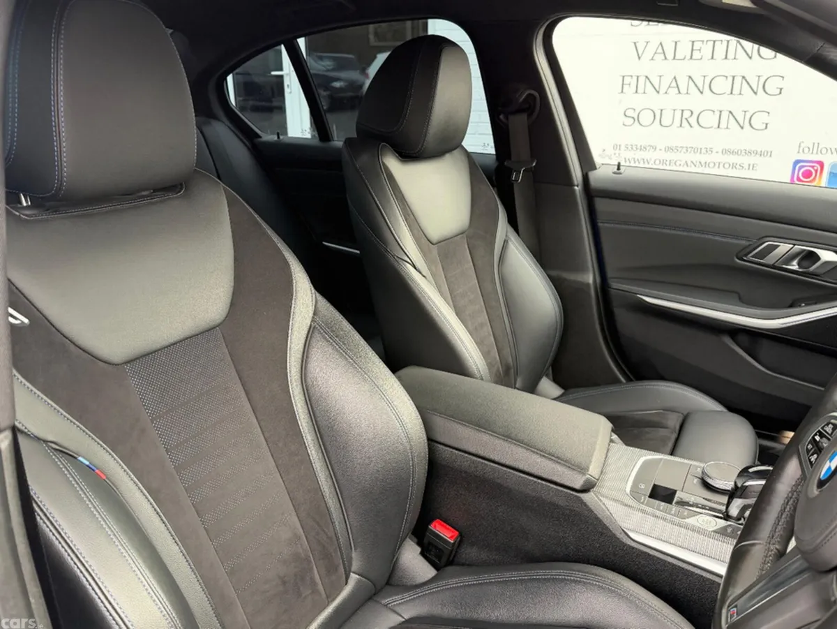 BMW 3-Series Saloon, Diesel, 2019, Blue