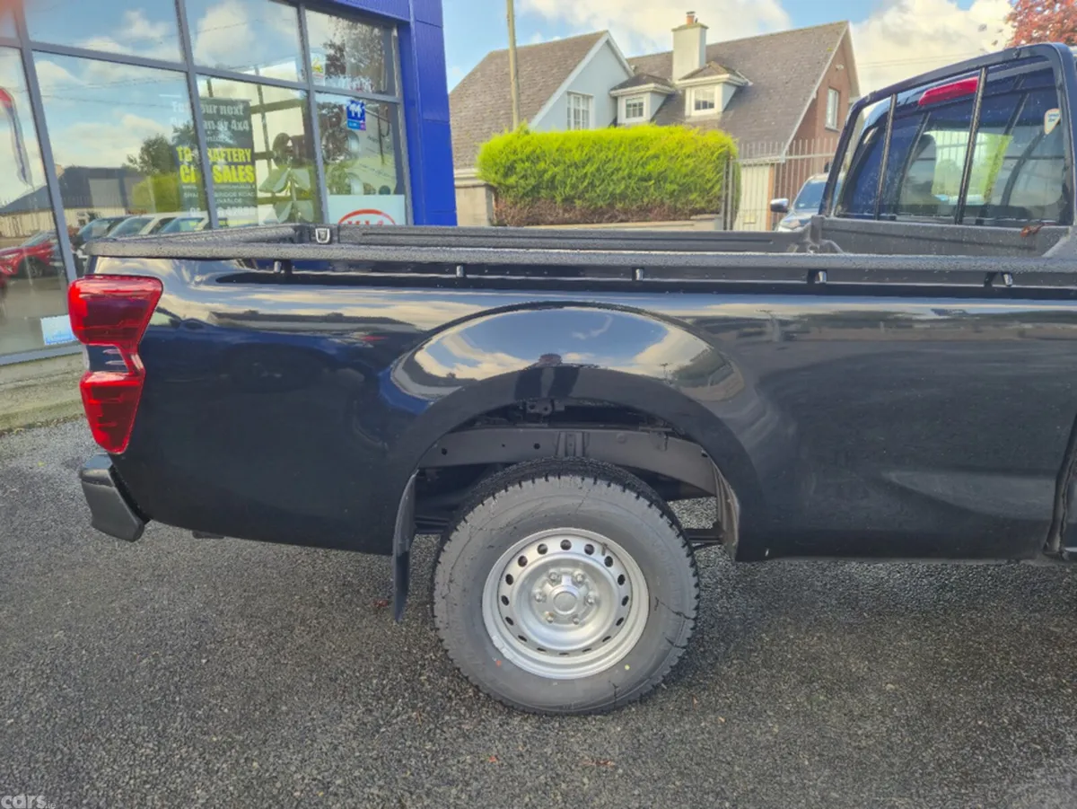 Isuzu D-Max Pick Up, Diesel, 2026, Black