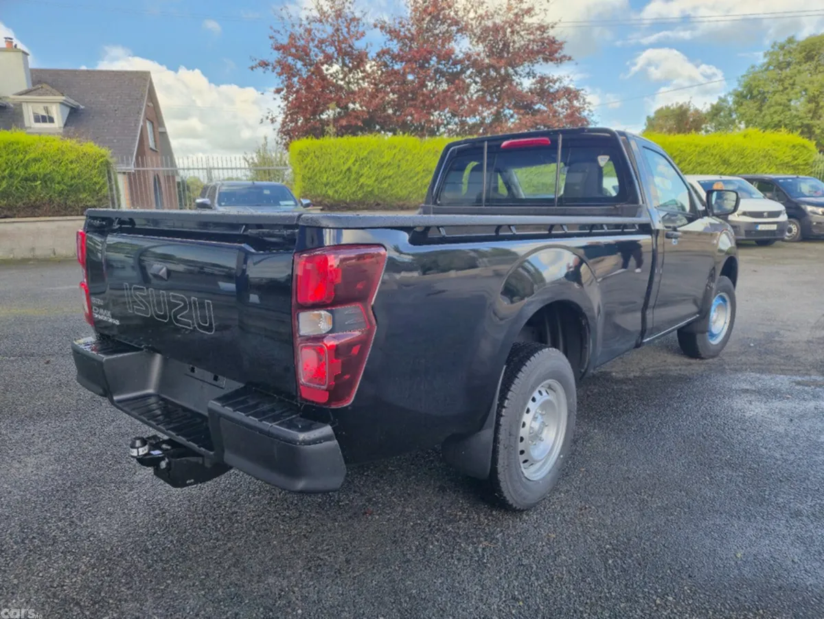 Isuzu D-Max Pick Up, Diesel, 2026, Black