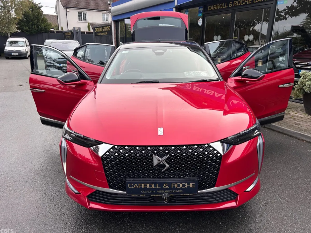DS Automobiles DS 4 Hatchback, Petrol, 2023, Red
