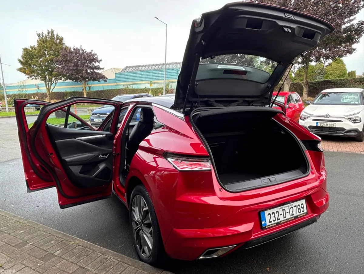 DS Automobiles DS 4 Hatchback, Petrol, 2023, Red