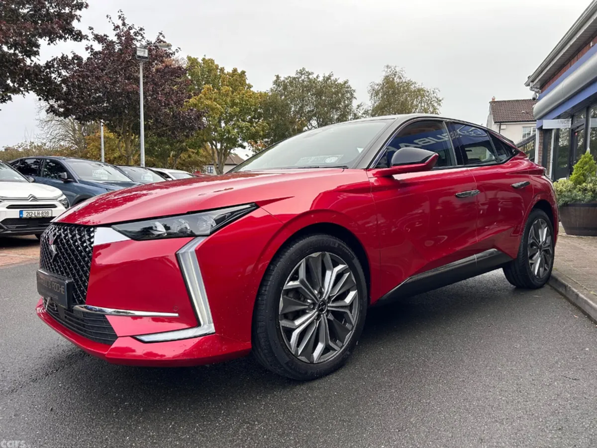 DS Automobiles DS 4 Hatchback, Petrol, 2023, Red