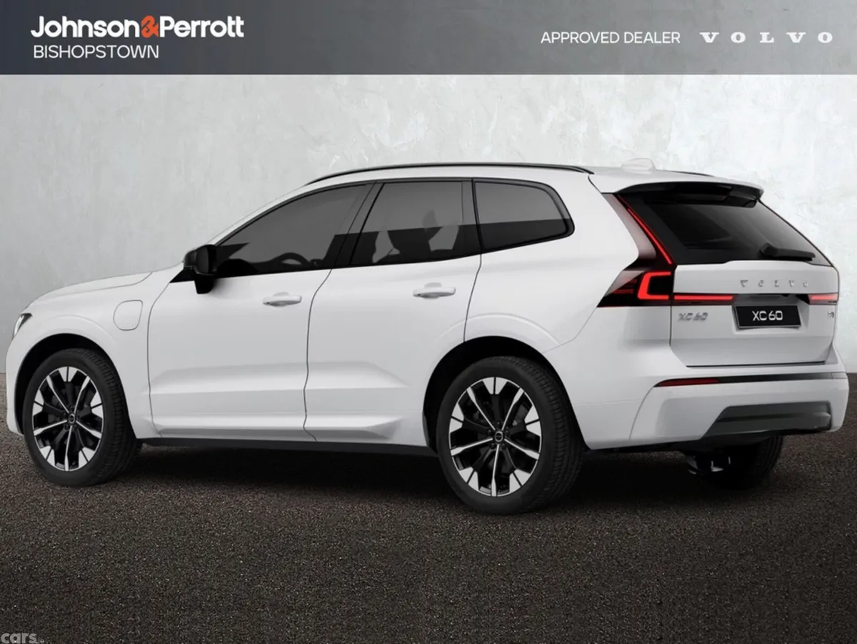 Volvo XC60 SUV, Petrol Plug-in Hybrid, 2027, White