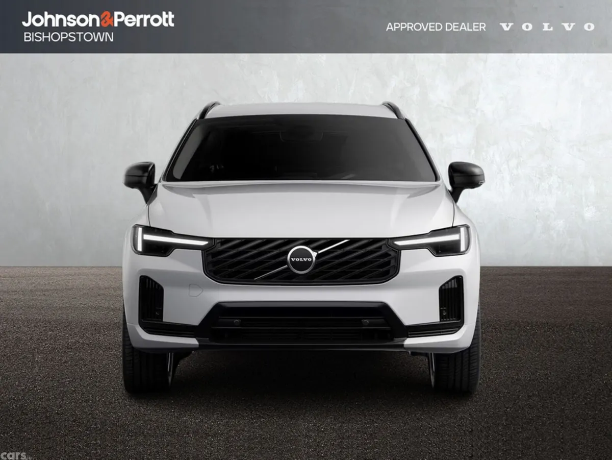 Volvo XC60 SUV, Petrol Plug-in Hybrid, 2027, White