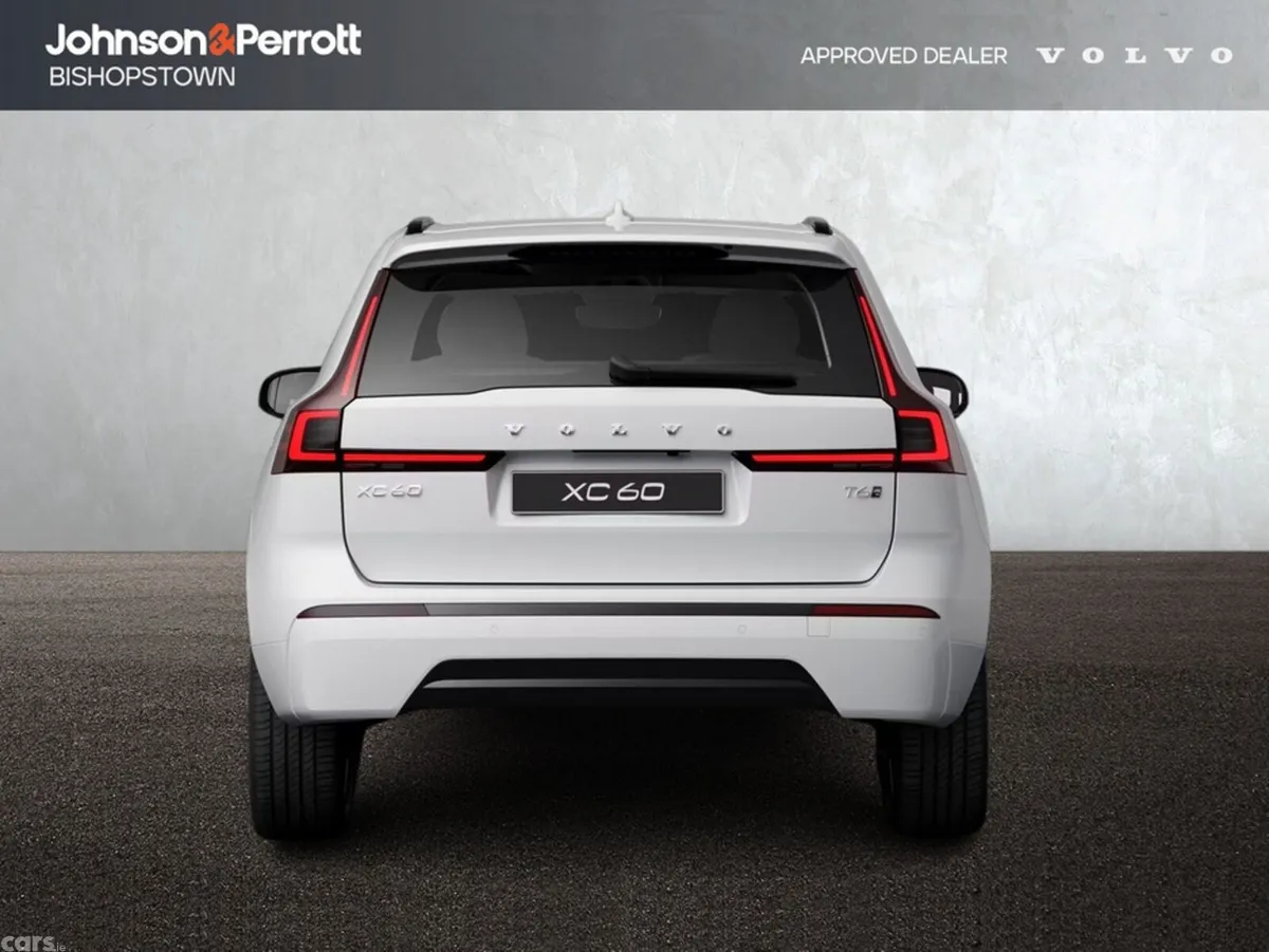 Volvo XC60 SUV, Petrol Plug-in Hybrid, 2027, White