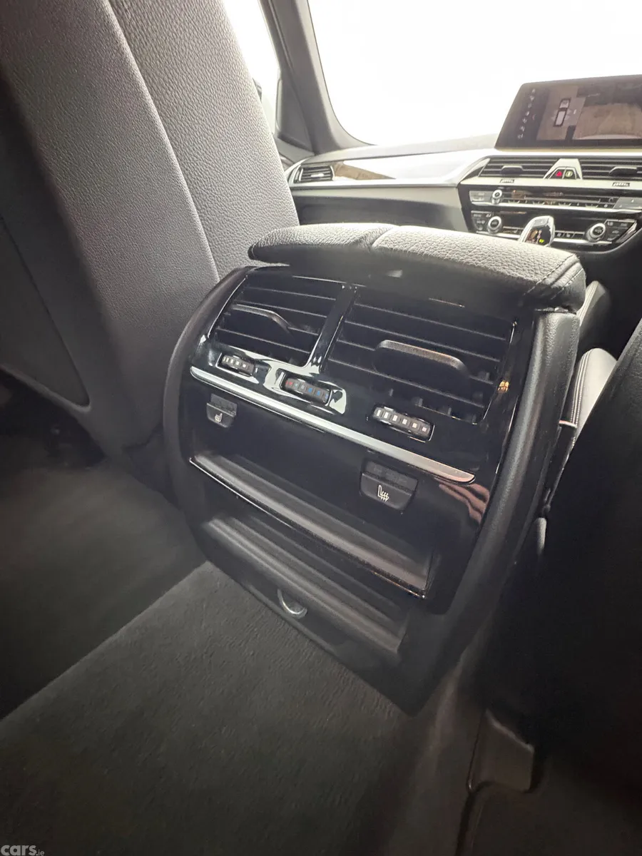 BMW 5-Series Estate, Diesel, 2017, White