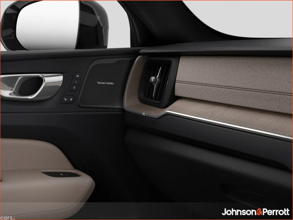 Volvo XC60 SUV, Petrol Plug-in Hybrid, 2027, White