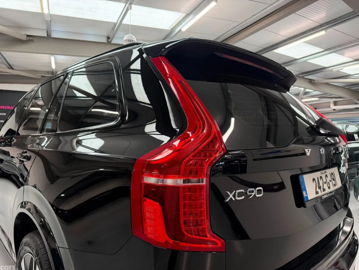 Volvo XC90 SUV, Petrol Plug-in Hybrid, 2024, Black
