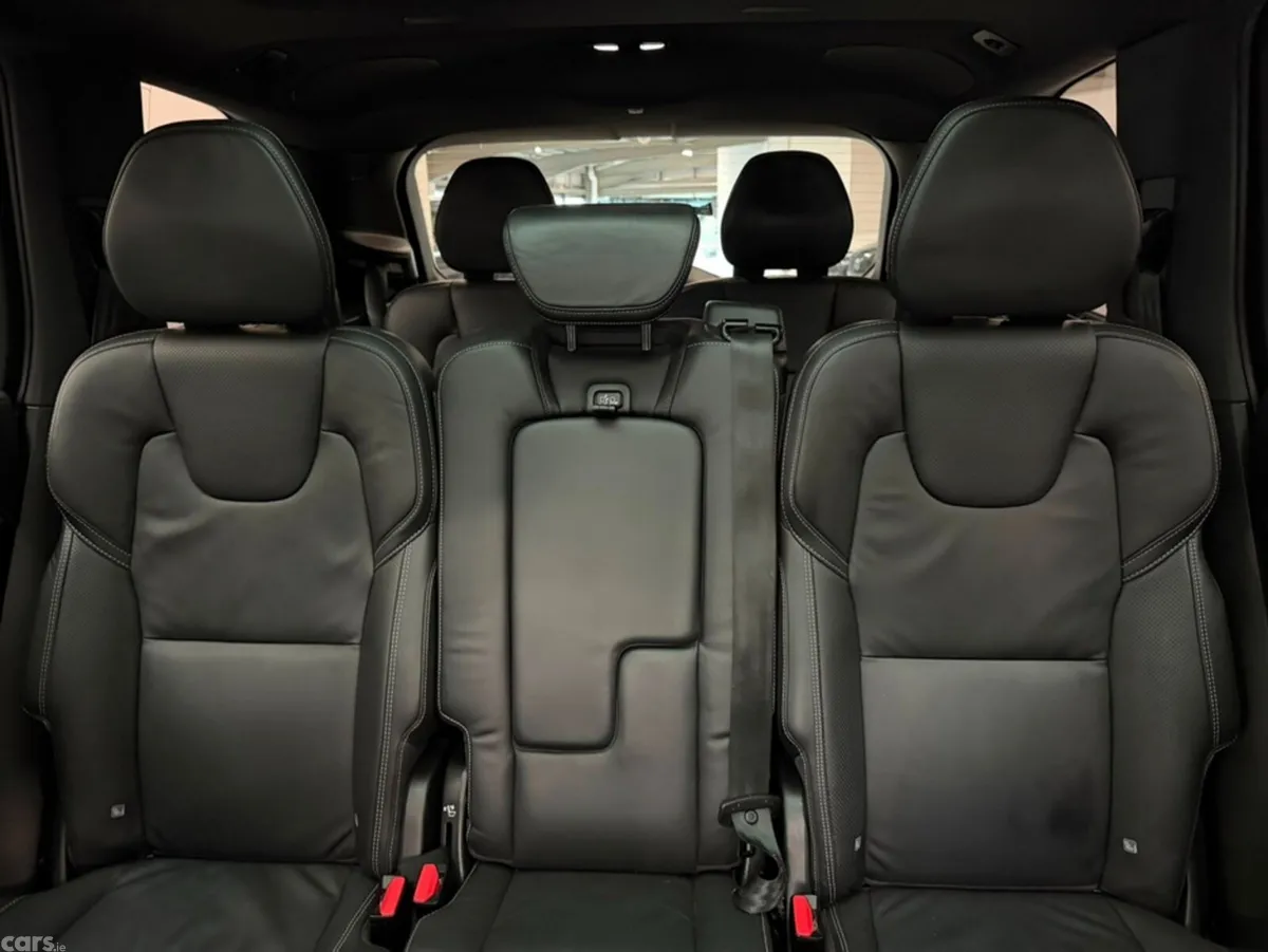 Volvo XC90 SUV, Petrol Plug-in Hybrid, 2024, Black