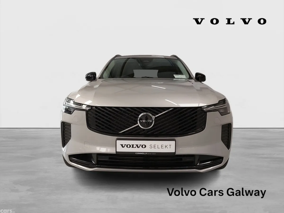 Volvo XC90 SUV, Petrol Hybrid, 2025, Silver