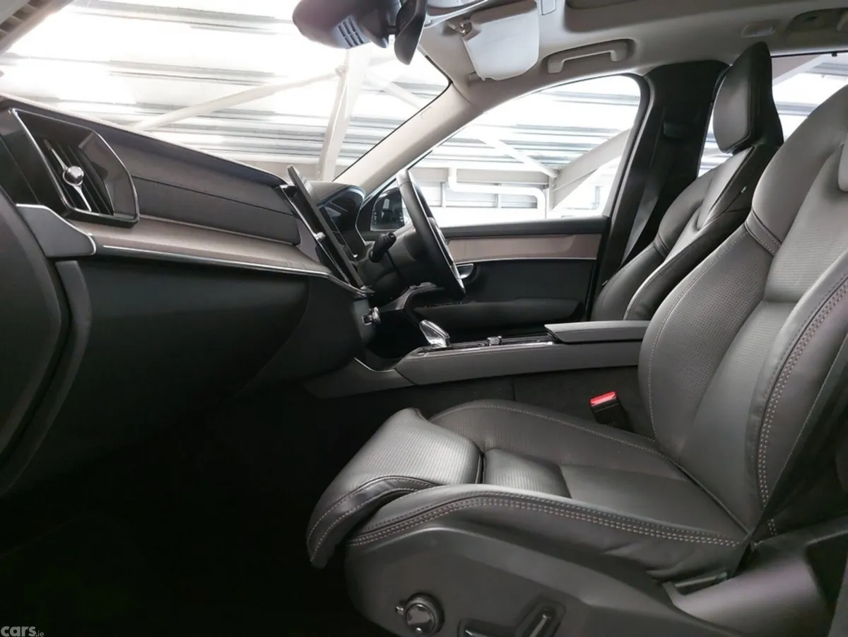 Volvo XC90 SUV, Petrol Hybrid, 2025, Silver