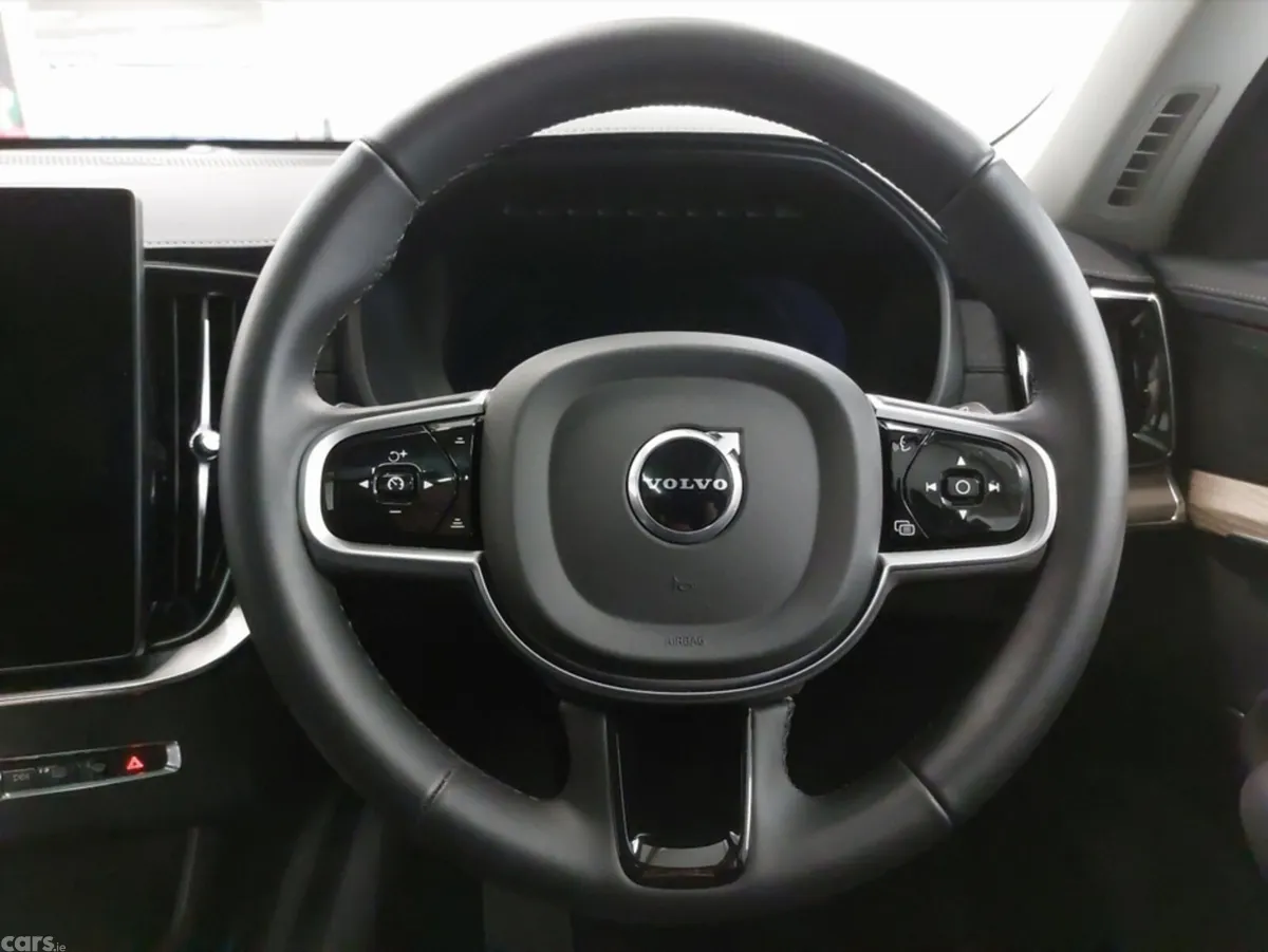 Volvo XC90 SUV, Petrol Plug-in Hybrid, 2025, Grey