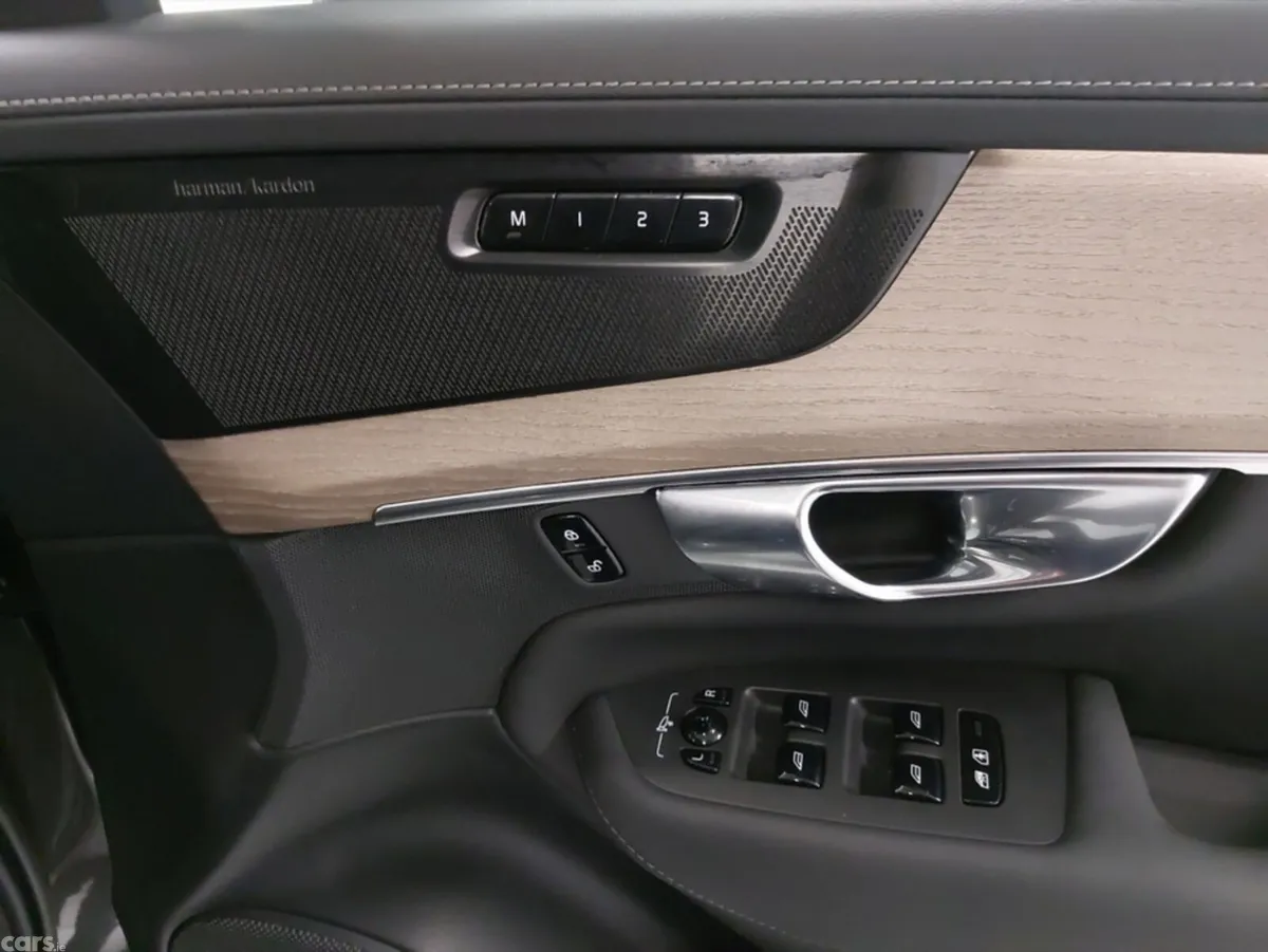 Volvo XC90 SUV, Petrol Plug-in Hybrid, 2025, Grey