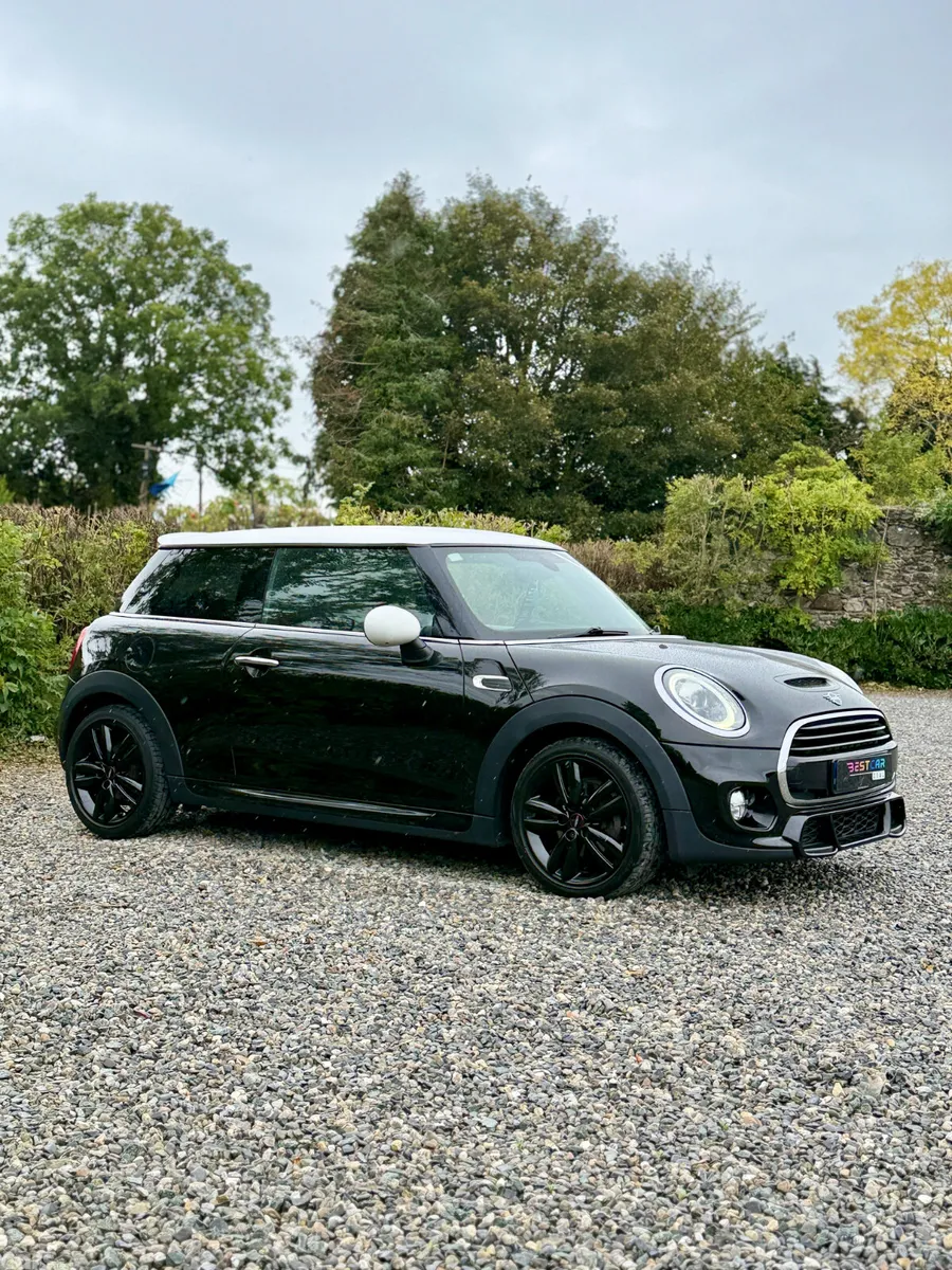 Mini Cooper Hatchback, Petrol, 2019, Black