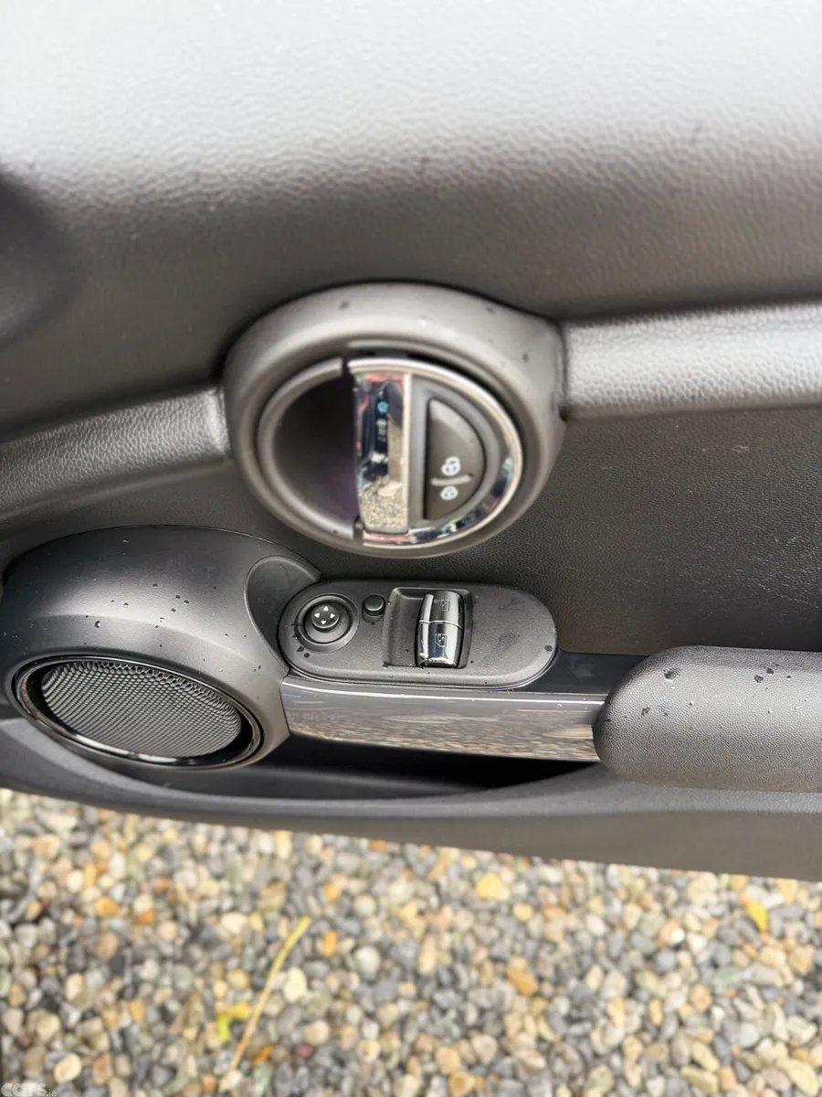 Mini Cooper Hatchback, Petrol, 2019, Black