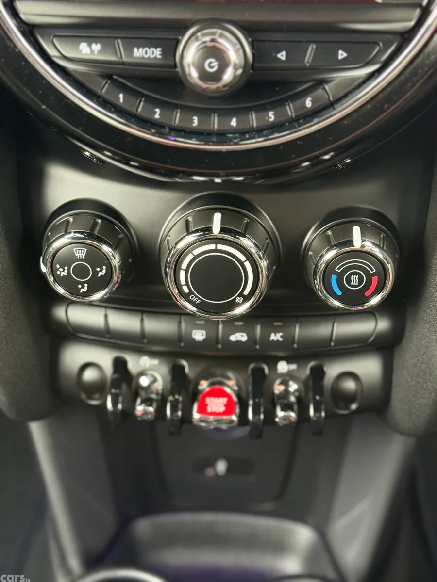 Mini Cooper Hatchback, Petrol, 2019, Black