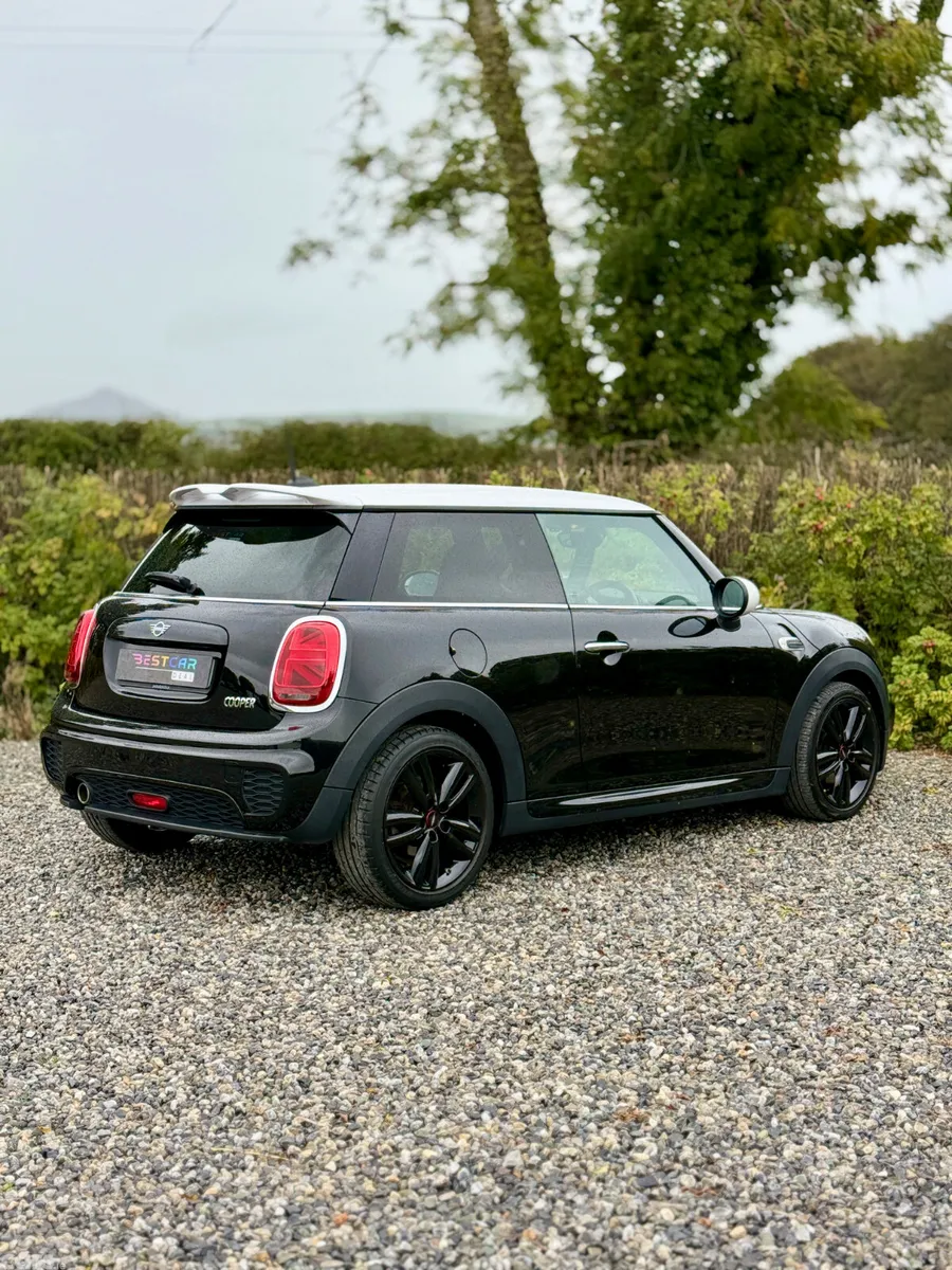Mini Cooper Hatchback, Petrol, 2019, Black