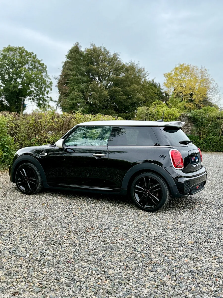 Mini Cooper Hatchback, Petrol, 2019, Black