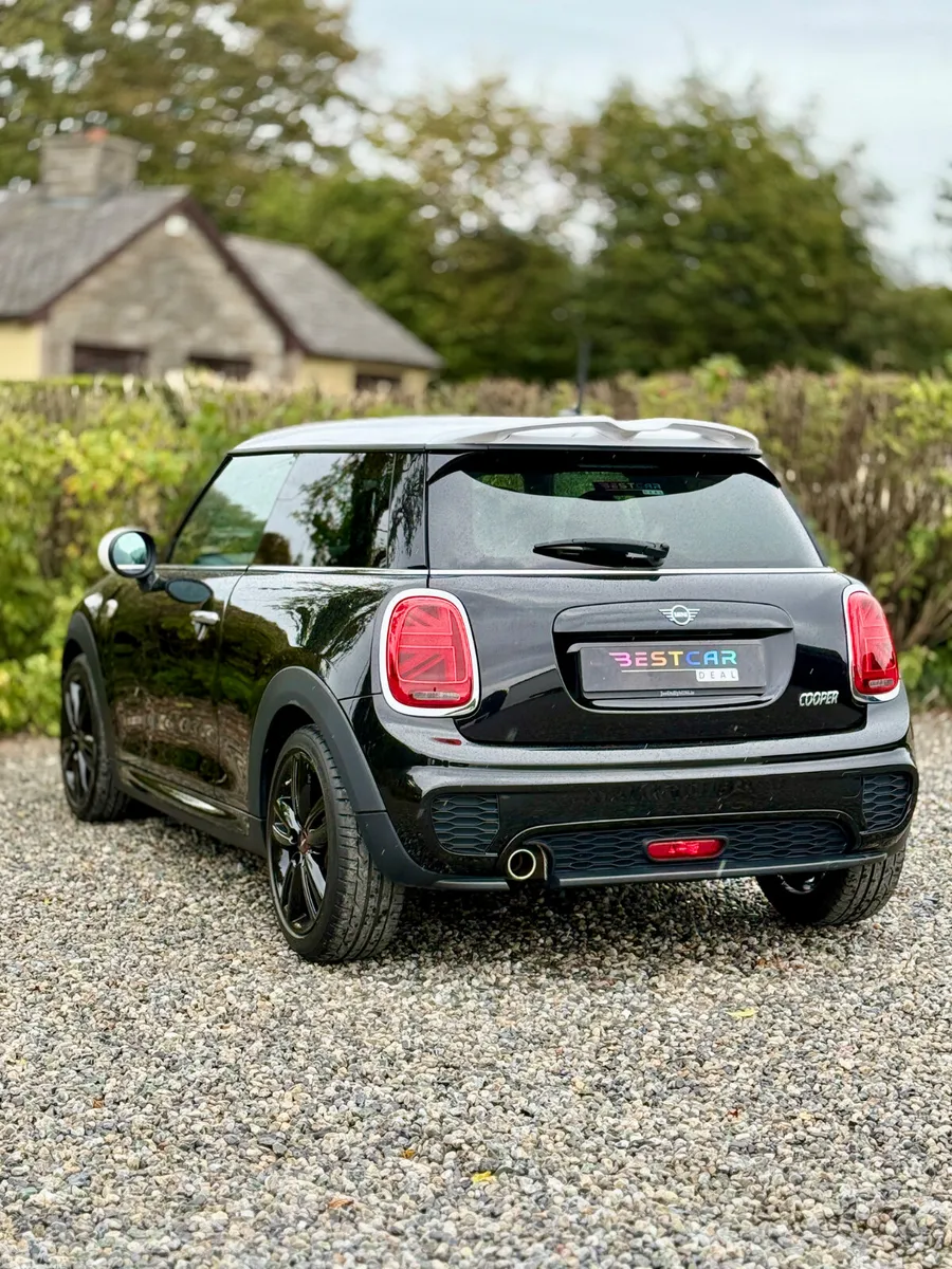 Mini Cooper Hatchback, Petrol, 2019, Black