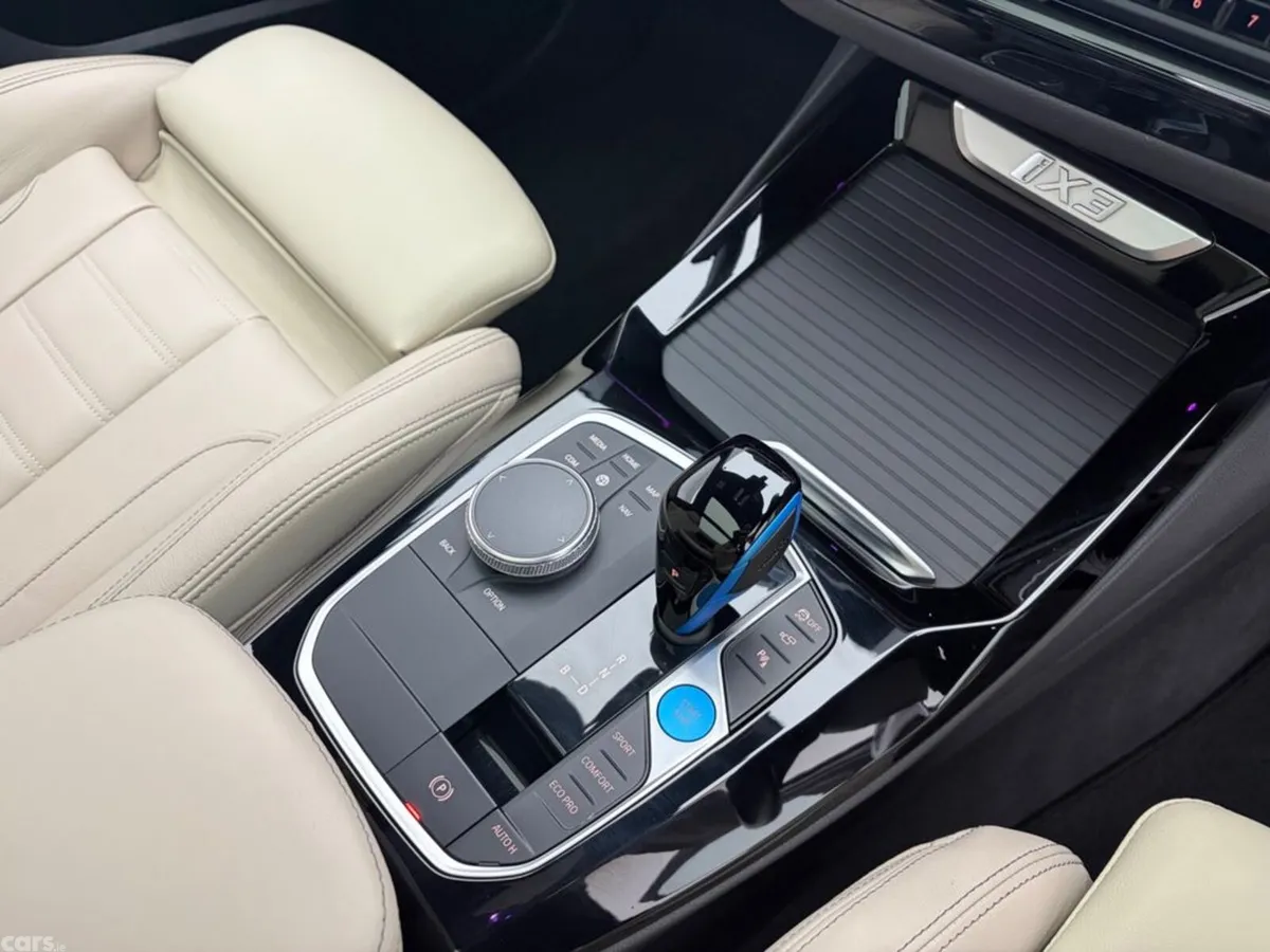 BMW iX3 Estate, Electric, 2023, Blue