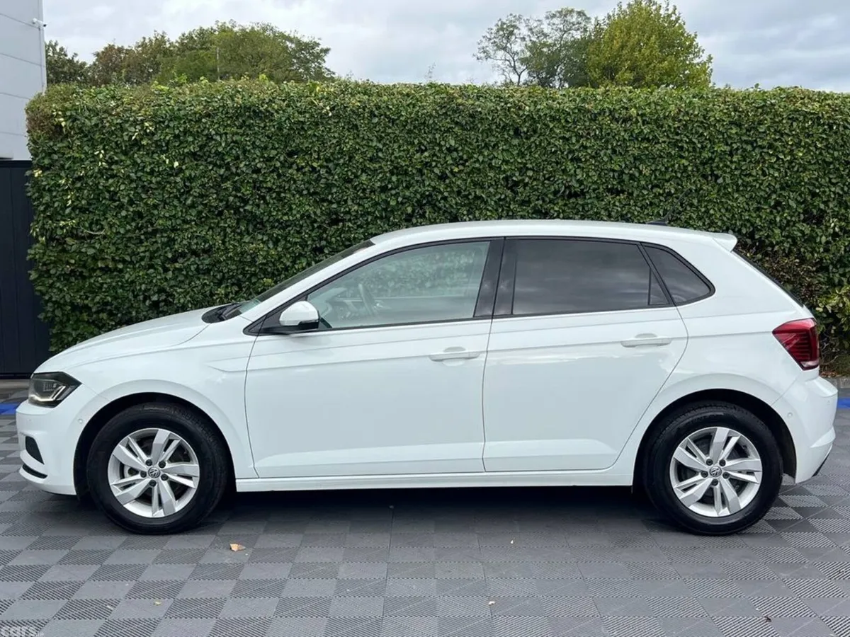 Volkswagen Polo Hatchback, Petrol, 2020, White