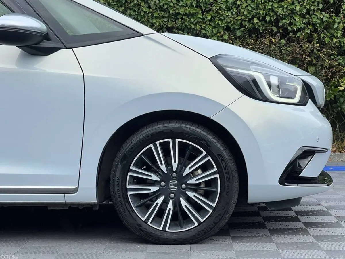 Honda Fit Hatchback, Petrol Hybrid, 2020, Silver