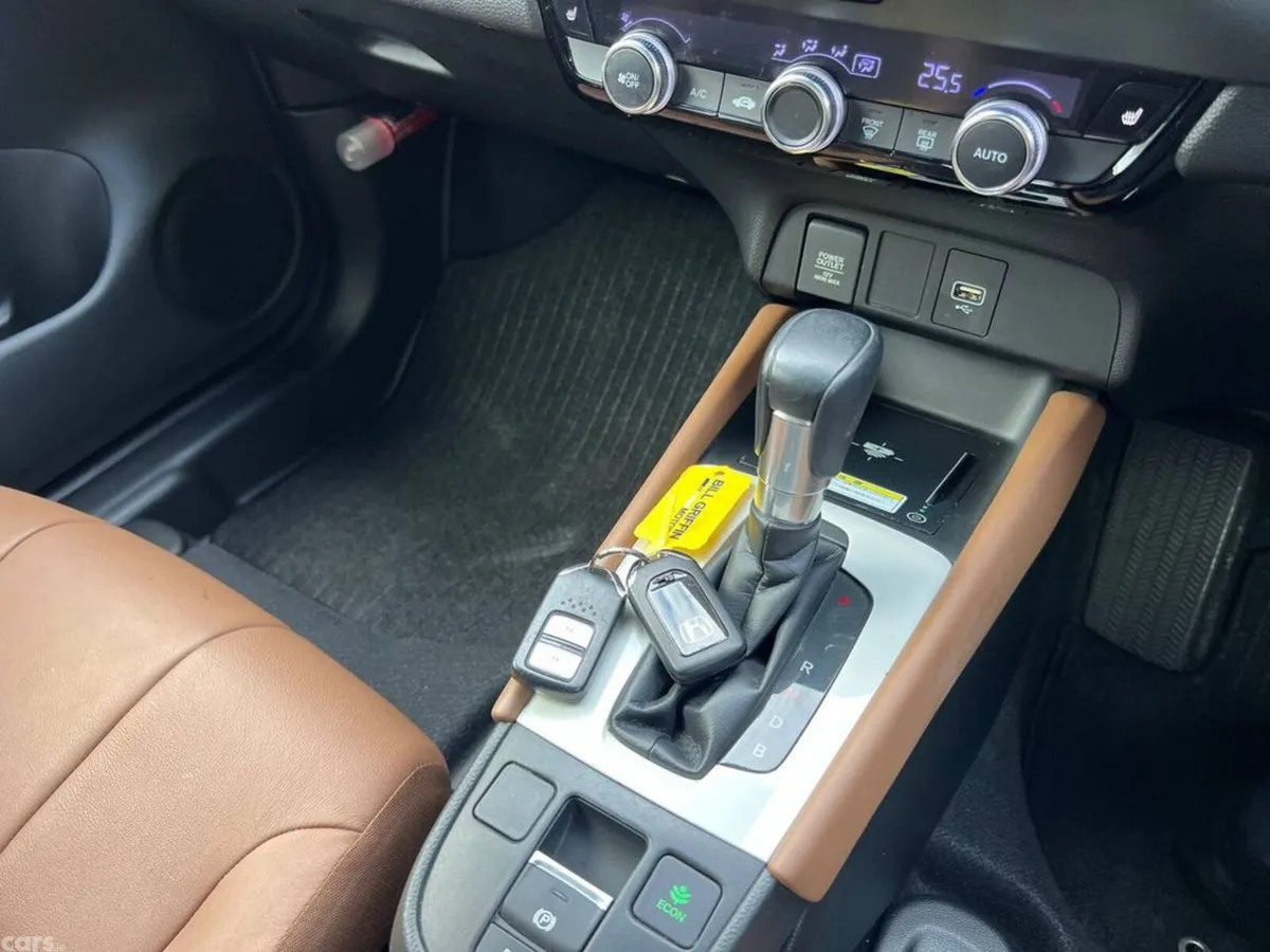 Honda Fit Hatchback, Petrol Hybrid, 2020, Silver