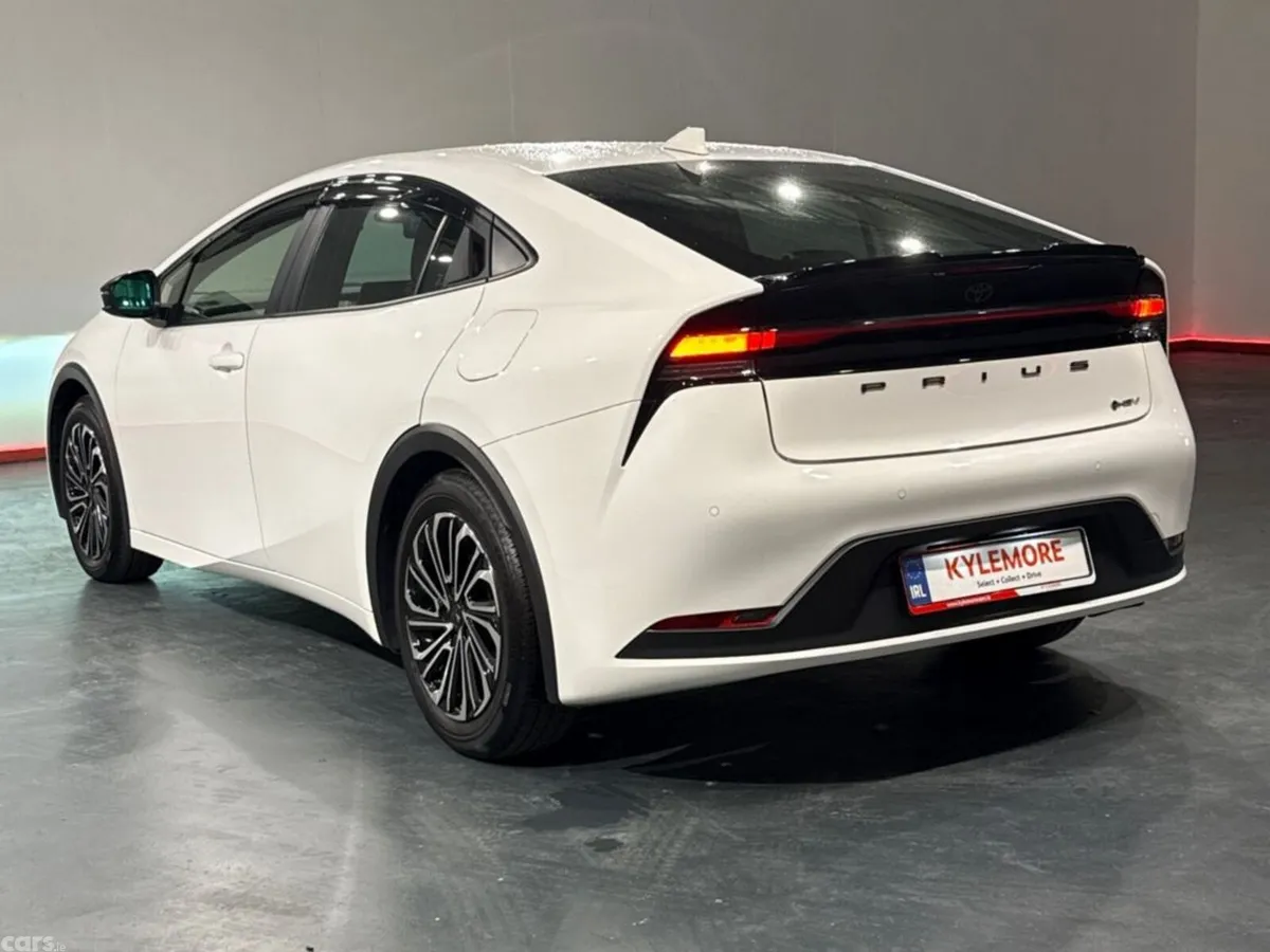 Toyota Prius Hatchback, Petrol Hybrid, 2025, White