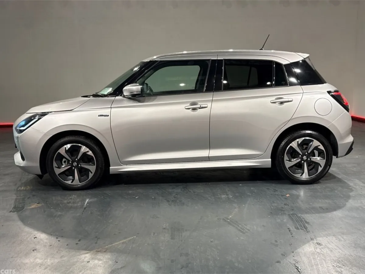 Suzuki Swift Hatchback, Petrol Hybrid, 2025, Silver