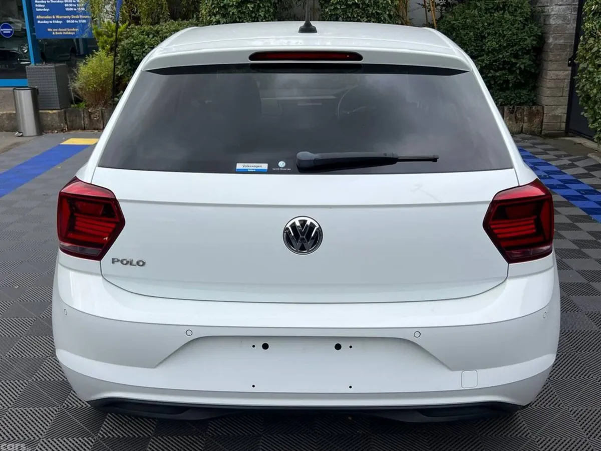 Volkswagen Polo Hatchback, Petrol, 2020, White