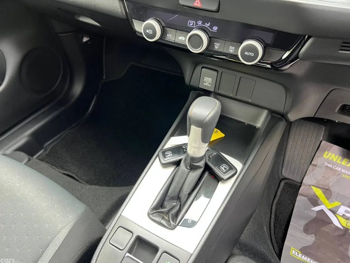 Honda Fit Hatchback, Petrol Hybrid, 2021, Silver
