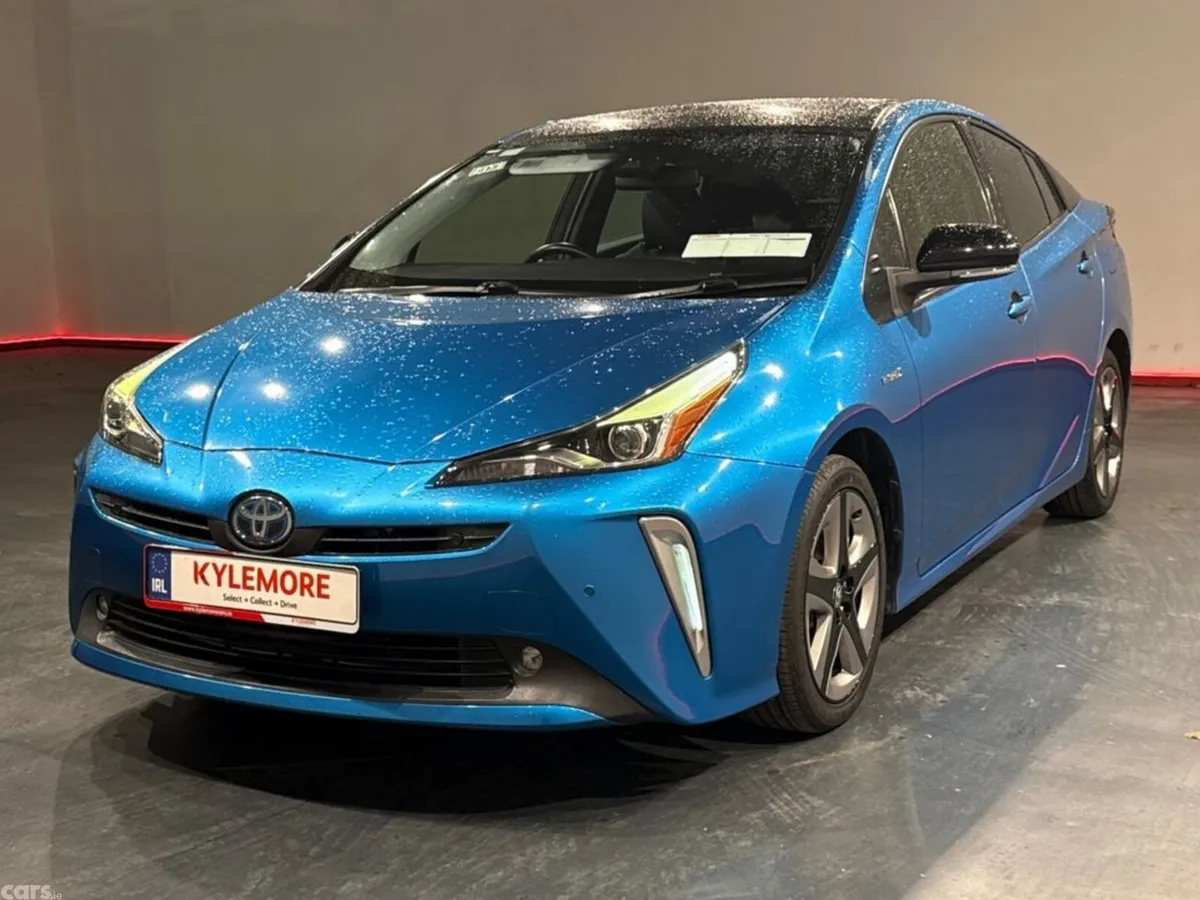 Toyota Prius Hatchback, Petrol Hybrid, 2019, Blue