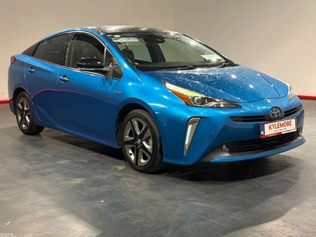 Toyota Prius Hatchback, Petrol Hybrid, 2019, Blue