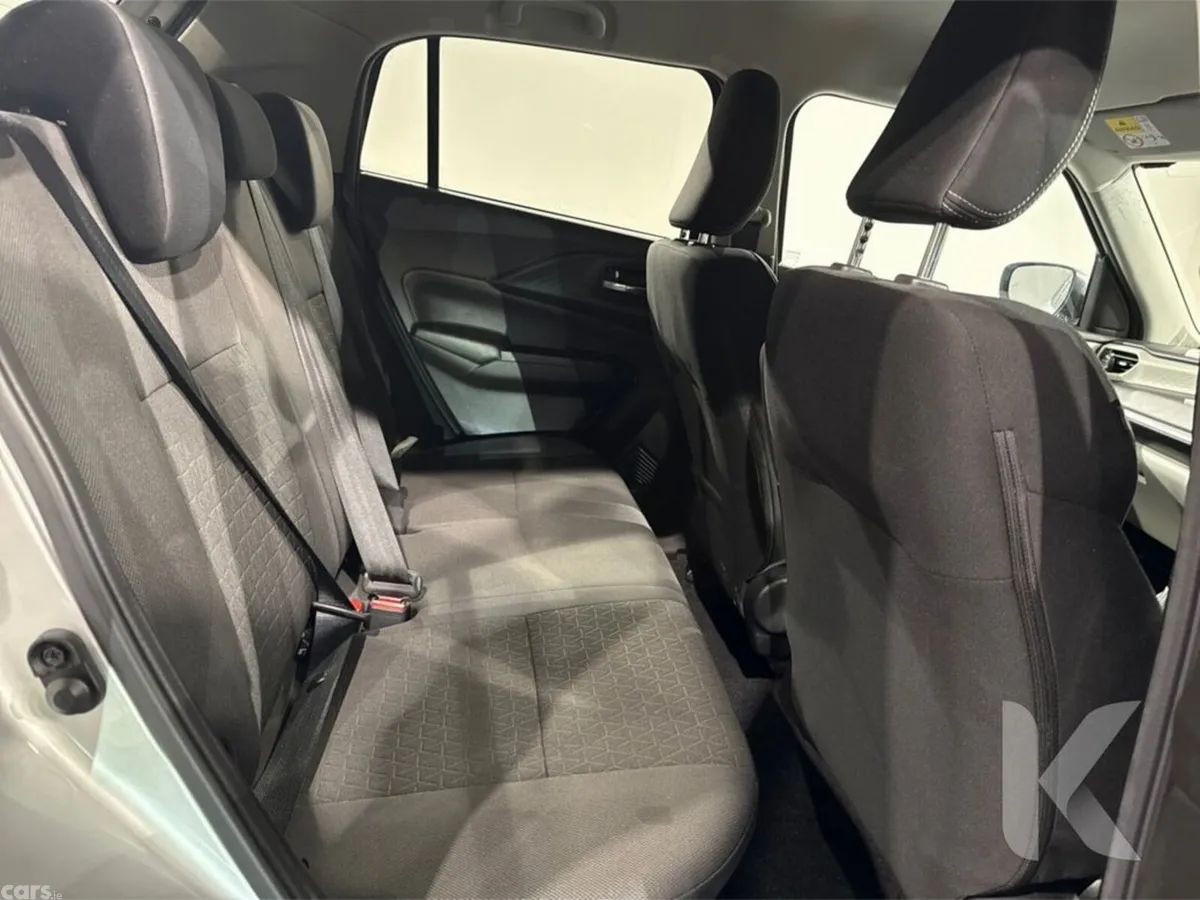 Suzuki Swift Hatchback, Petrol Hybrid, 2025, Silver